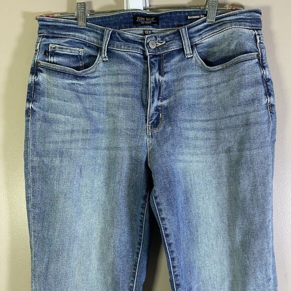 Judy Blue Boyfriend Fit Jeans Womens 13/31 Stretch Denim Lt Wash JB82335LT - Picture 2 of 16